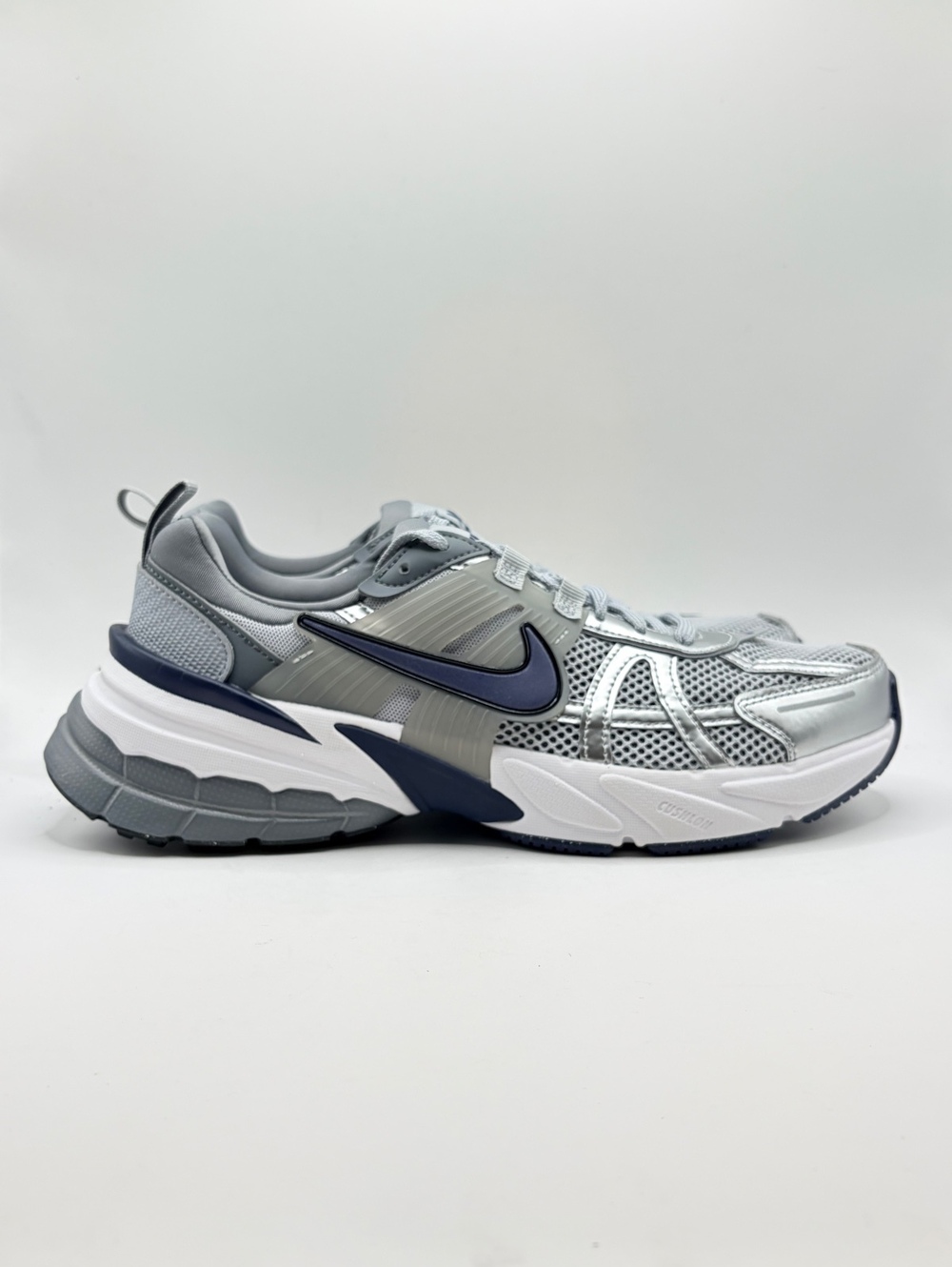 Nike V2K Run Running Shoes, Size 9 US/10.5 Womens Wolf Grey/Night Navy